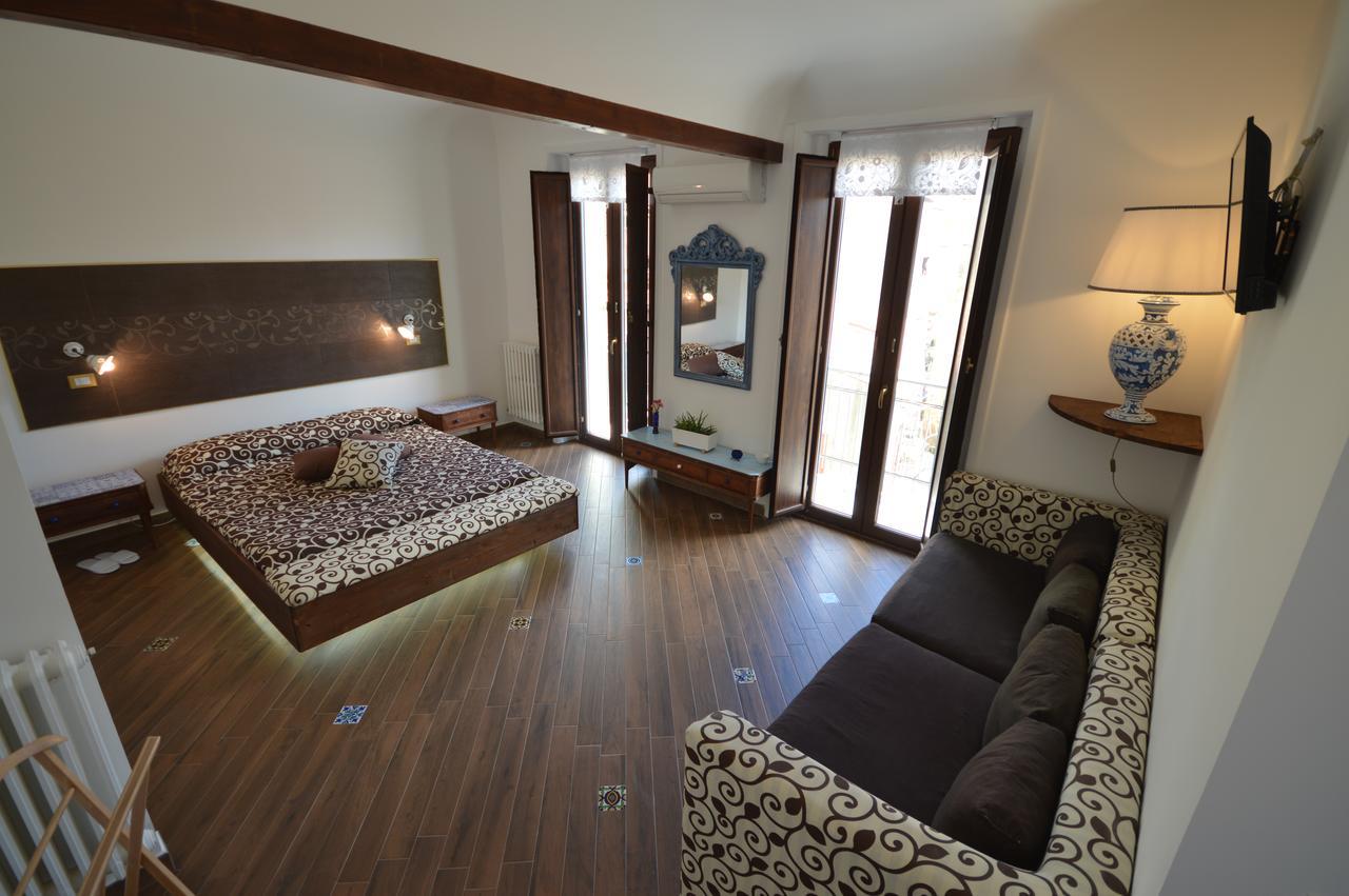 Centro Sicilia Rooms-Suites & Terrace Έννα Εξωτερικό φωτογραφία